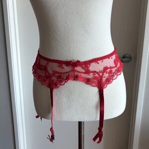 Henson Kickernick Vintage 70’s Red Floral Lace Sheer Garter Belt Size Medium